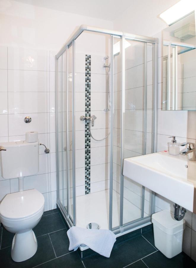 Hotel Garni Haus Schoenberger Heiligenhaus Kültér fotó