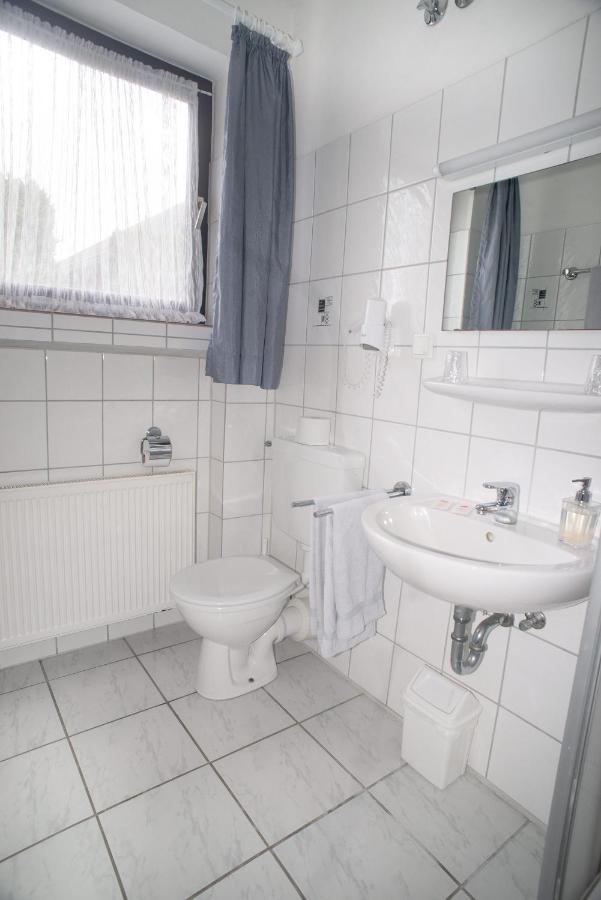 Hotel Garni Haus Schoenberger Heiligenhaus Kültér fotó